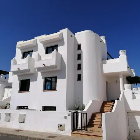 Hostal Surf Dream Surfhouse *