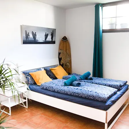 Surf Dream Surfhouse Hostal *