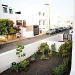 Surf Dream Surfhouse Hostal Corralejo