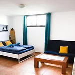 Hostal Surf Dream Surfhouse *