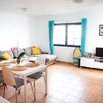 Surf Dream Surfhouse Hostal Corralejo