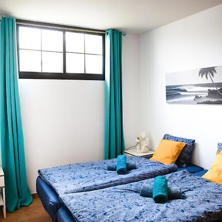 Surf Dream Surfhouse 旅馆