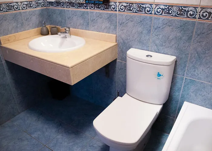 Surf Dream Surfhouse Hostel Corralejo